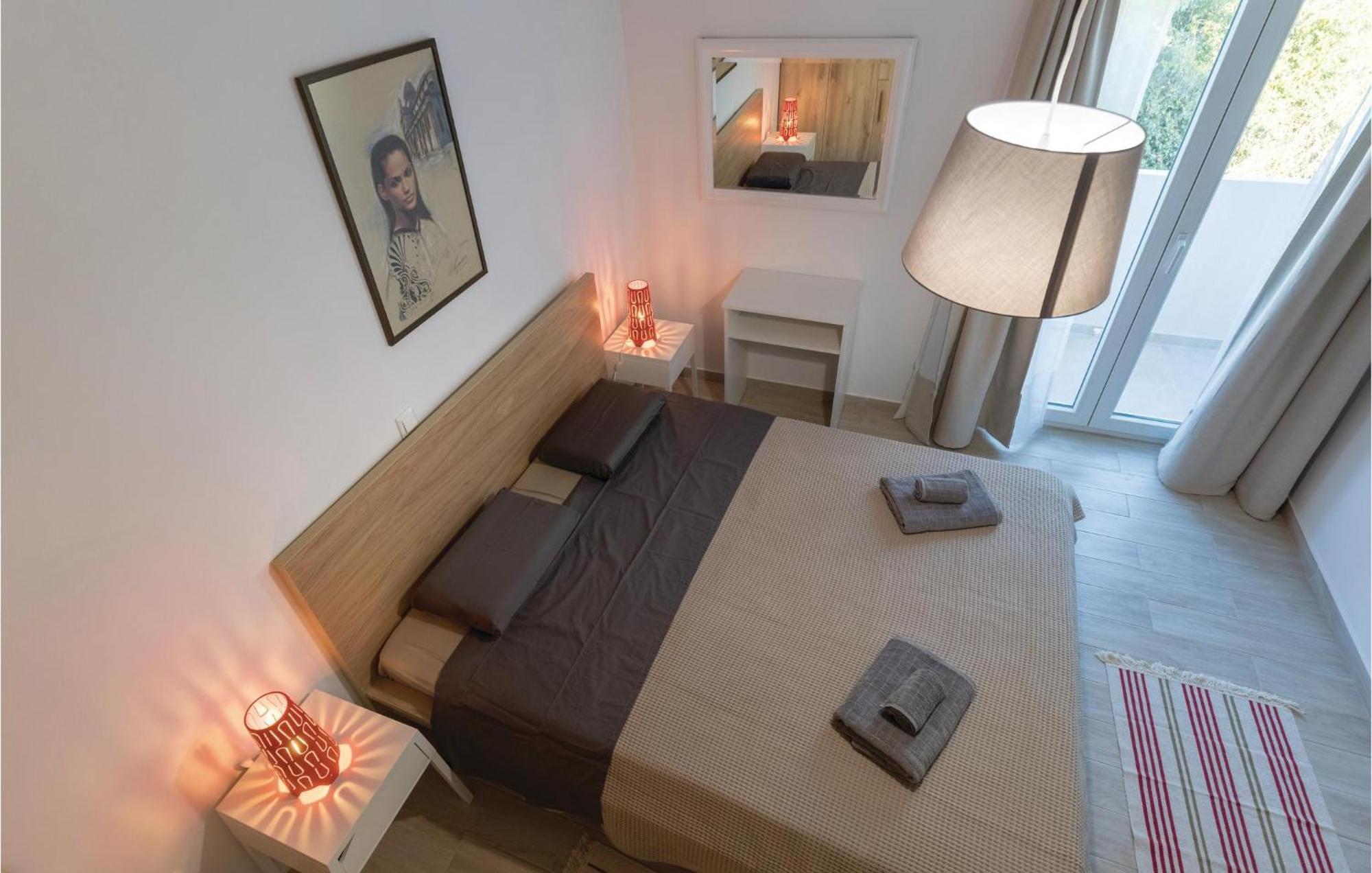 Awesome Apartment In Blace With House Sea View Экстерьер фото
