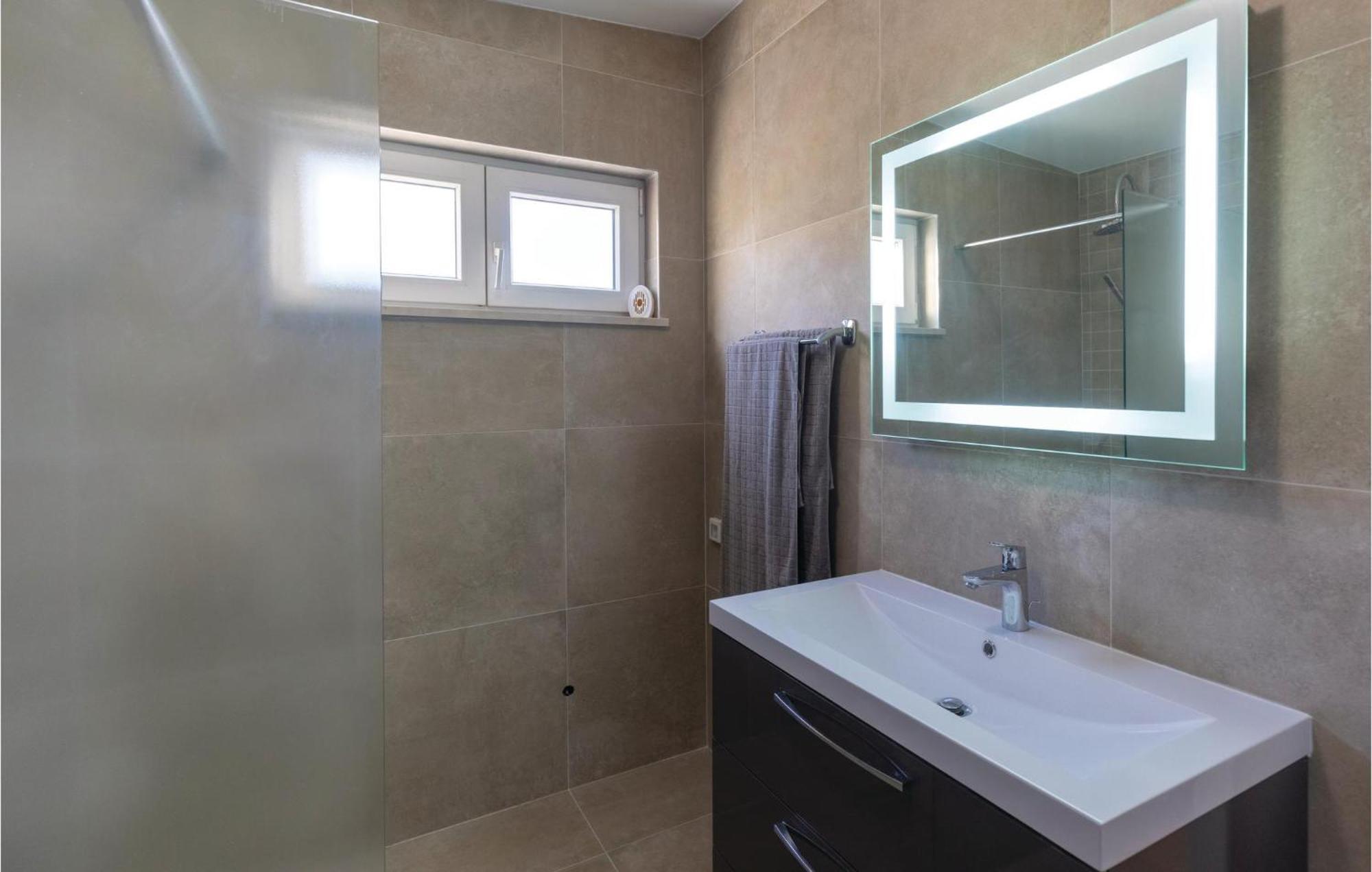 Awesome Apartment In Blace With House Sea View Экстерьер фото